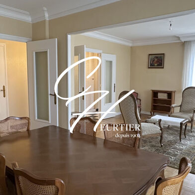 Appartement 3 pièces 230000 €