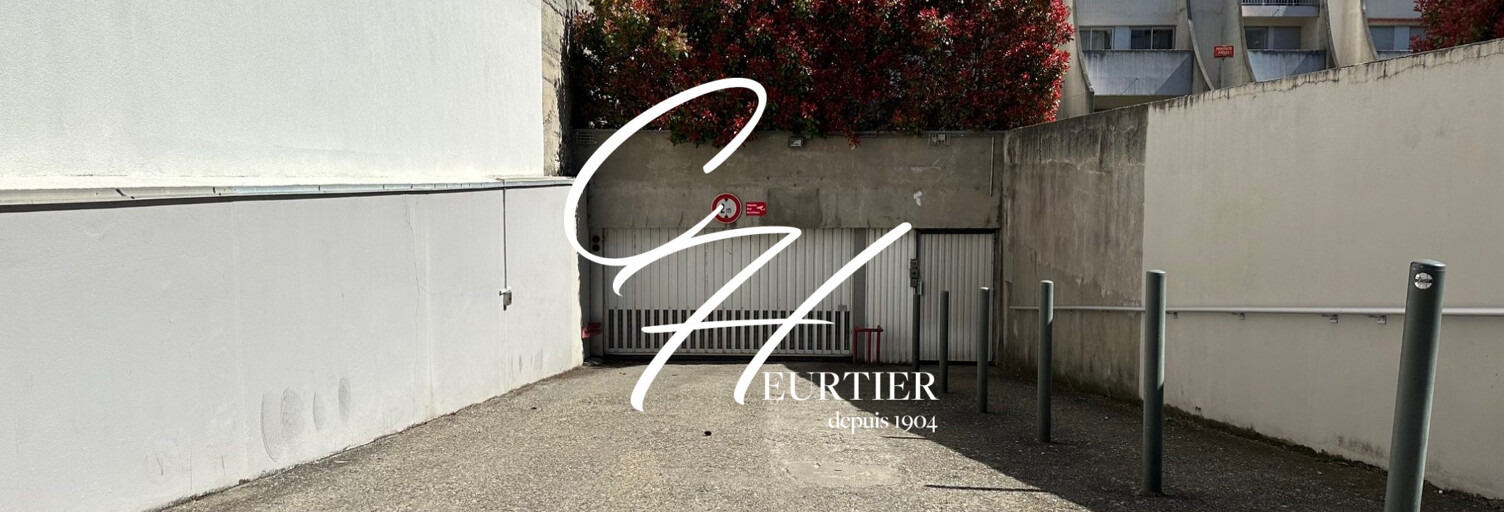 Garage  12 m² à louer à Grenoble (38100)