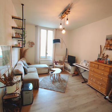 Appartement 3 pièces 750 €