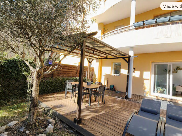 LA GRAVE DE PEILLE   3 PIÈCES 70 M2 AVEC JARDIN DE 400 M2 — photo du bien
