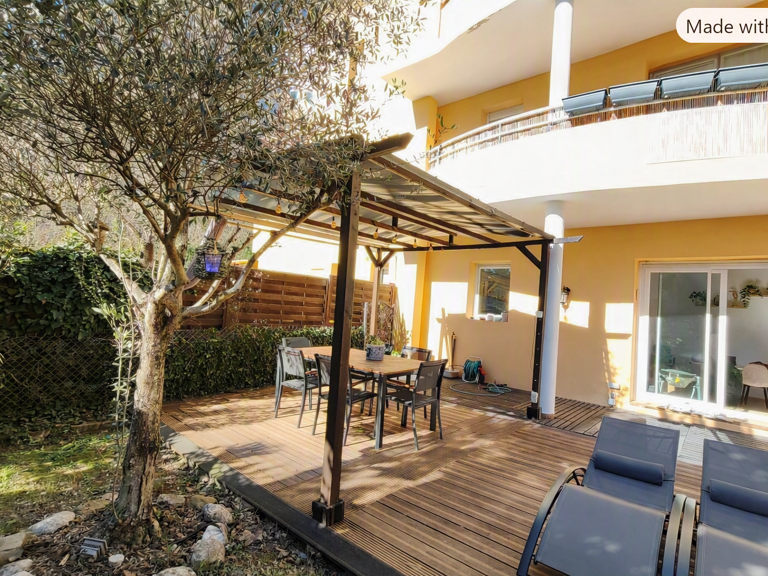 LA GRAVE DE PEILLE   3 PIÈCES 70 M2 AVEC JARDIN DE 400 M2 — photo 1