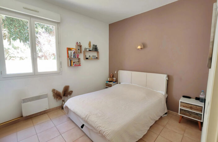 LA GRAVE DE PEILLE   3 PIÈCES 70 M2 AVEC JARDIN DE 400 M2 — photo 4