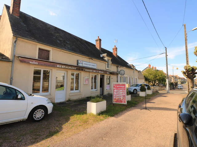 Guerigny, idéal investissement ensemble immobilier d'un rest — photo du bien