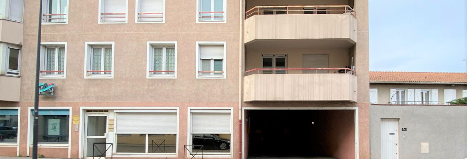 Garage   m² à louer à Brignais (69530)