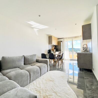 Appartement 4 pièces 189000 €