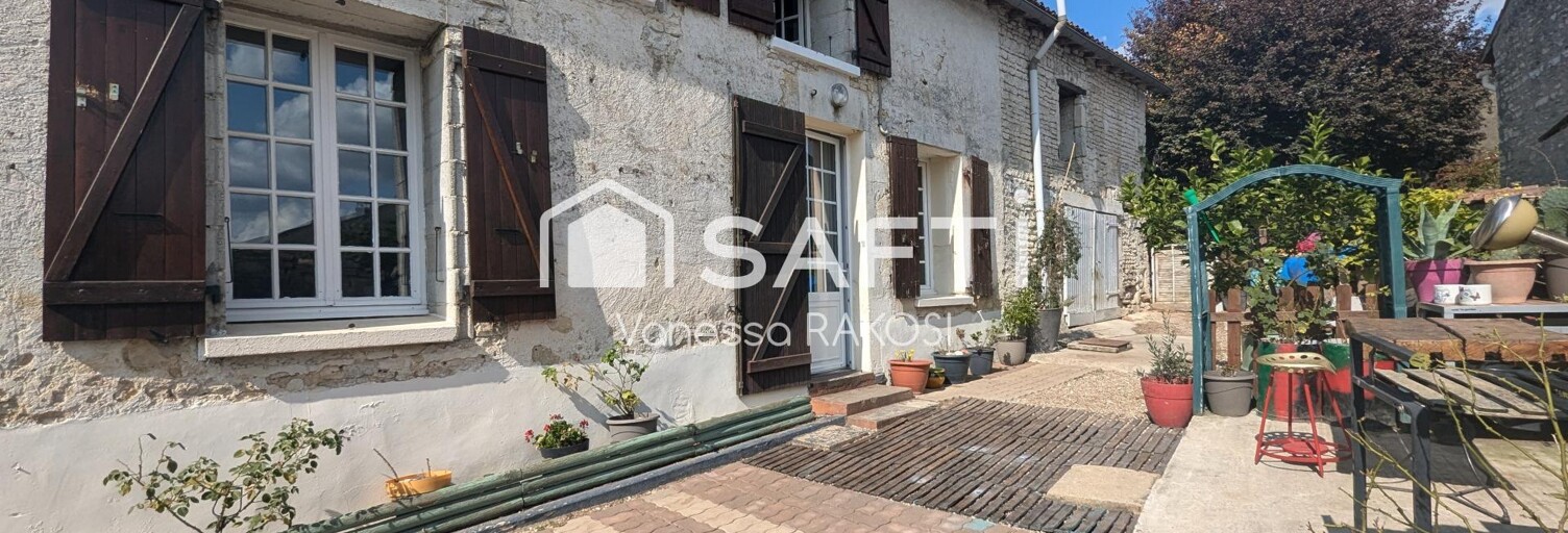 Maison 4 Pièces 117 m² à vendre à Gourvillette (17490)