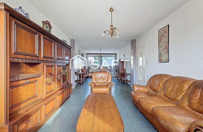 Appartement 5 Pièces - 97 m² - Centre-ville de Saint-Avold — photo 2
