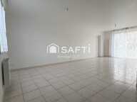 Pavillon avec 5 chambres et terrain — photo 4