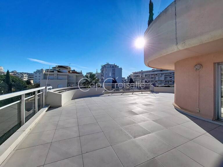 Cannes Basse Californie Appartement 6 pièces  et très grande terrasse — photo 1