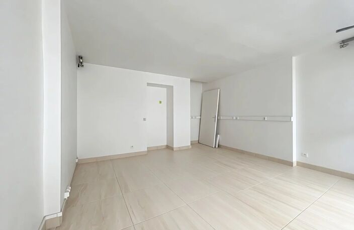 Montgeron - Centre ville - 2 pièces de 44m2 idéalement situé — photo 3