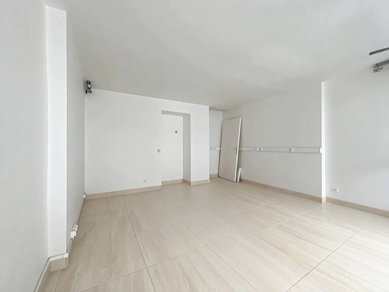 Montgeron - Centre ville - 2 pièces de 44m2 idéalement situé — photo 1