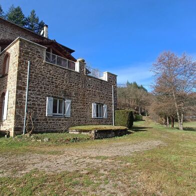 Maison 8 pièces 399000 €