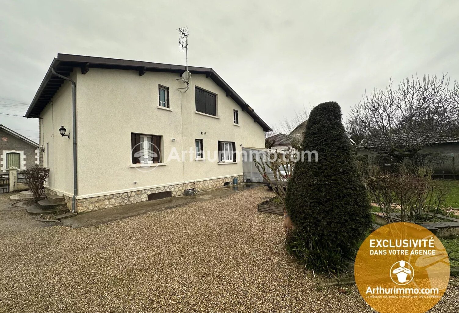 Maison 170 m², 5 chambres avec suites parentales et grand garage — photo 1