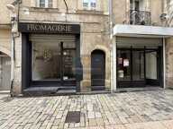 LOCAL COMMERCIAL 62m² APT — photo 3