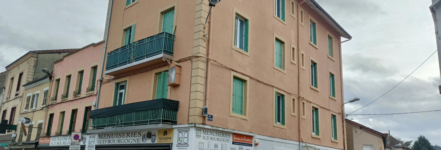 Immeuble  690 m² à vendre à Chauffailles (71170)