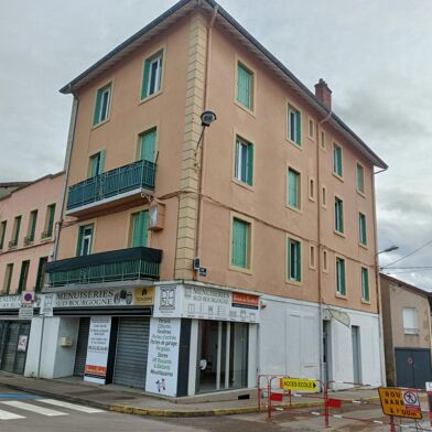 Immeuble  605000 €