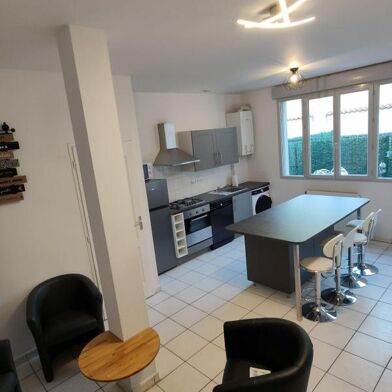 Appartement 4 pièces 1692 €