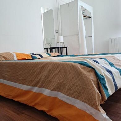 Appartement 4 pièces 800 €