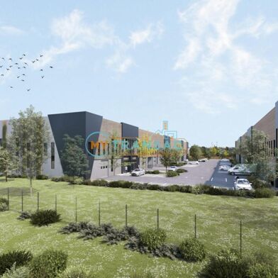 Local industriel  9570 €