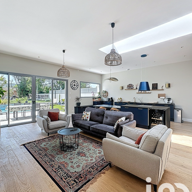 Maison 6 pièces 594000 €