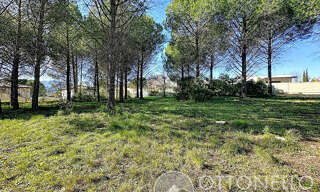 Terrain  500 m² à vendre à Roquebrune-sur-Argens (83520)