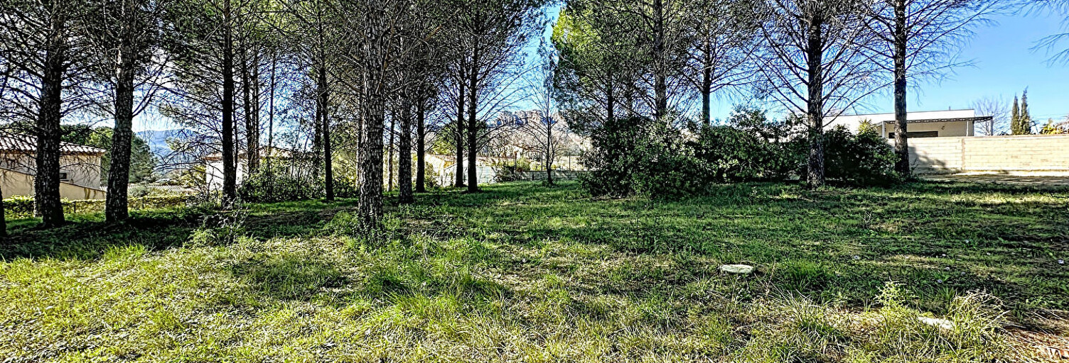 Terrain  500 m² à vendre à Roquebrune-sur-Argens (83520)