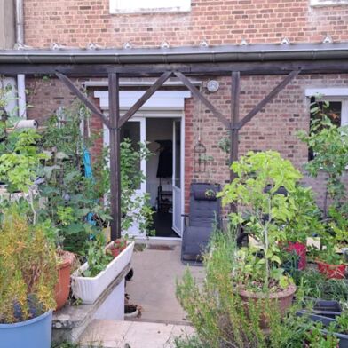 Maison 5 pièces 870 €