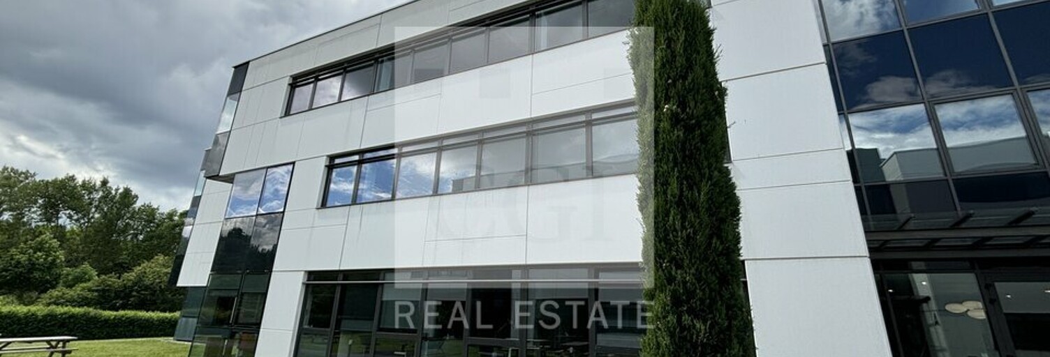 Bureau  3939 m² à louer à Saint-Priest (69800)