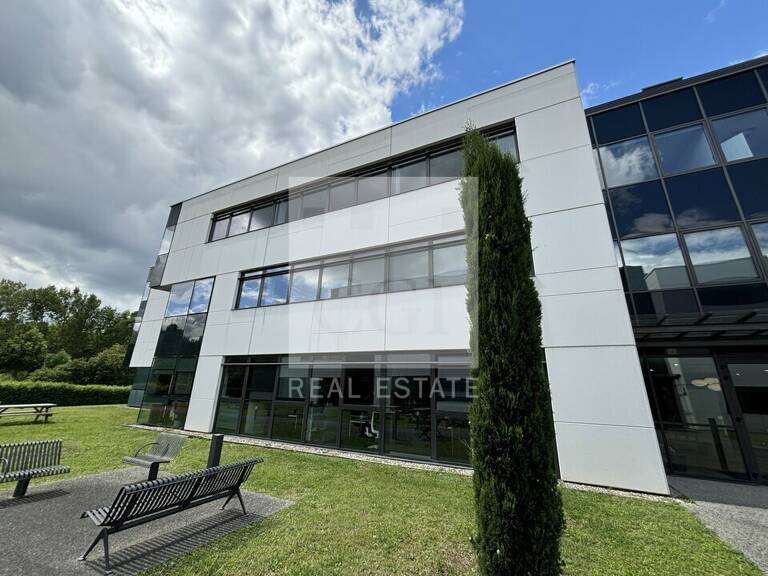 BUREAUX à LOUER — photo 1