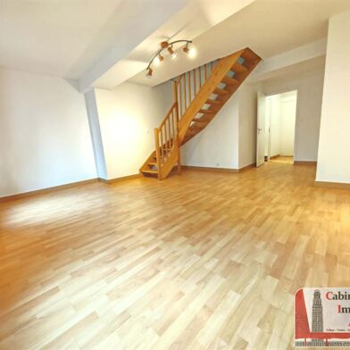 Appartement 3 pièces 670 €