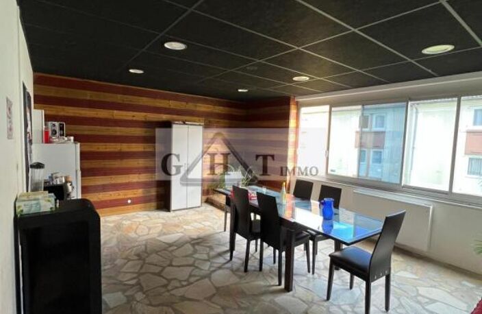 ENTREPOT BUREAU 350M² A LOUER AUX ULIS — photo 2
