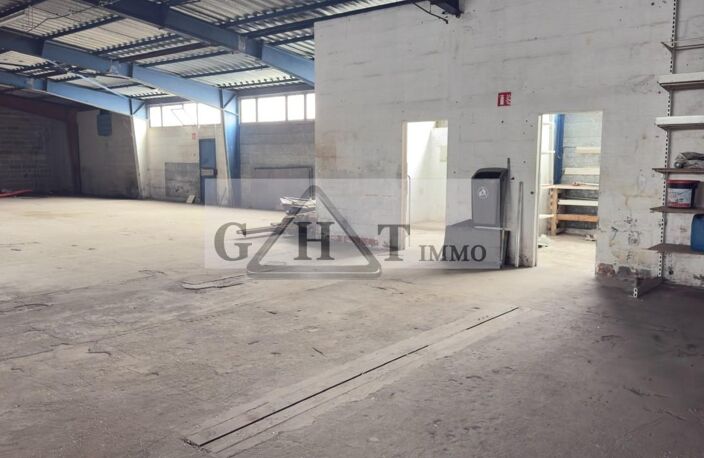 ENTREPÔT INDÉPENDANT DE 2 277 M² À VENDRE – MEAUX — photo 5