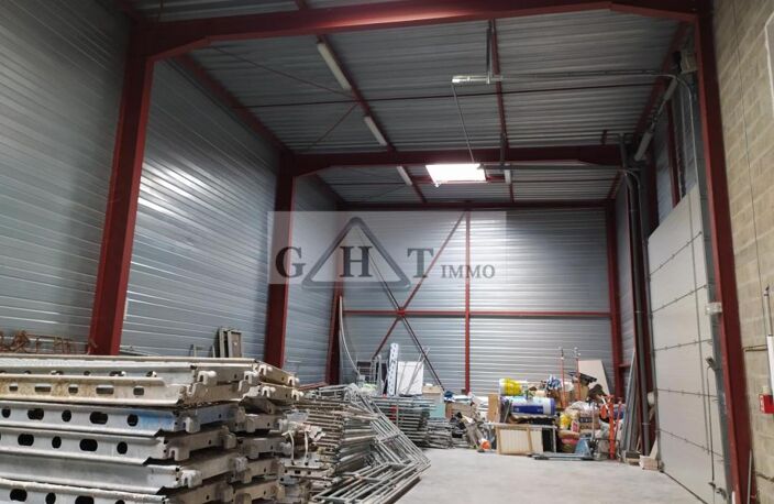 384 M² ENTREPOT BUREAUX A VENDRE A CHELLES — photo 5