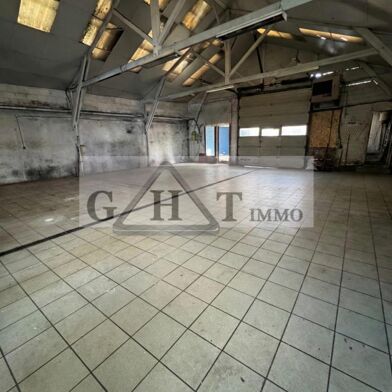 Local industriel  3250 €