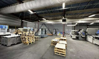 Local industriel  2200 m² à vendre à Pantin (93500)