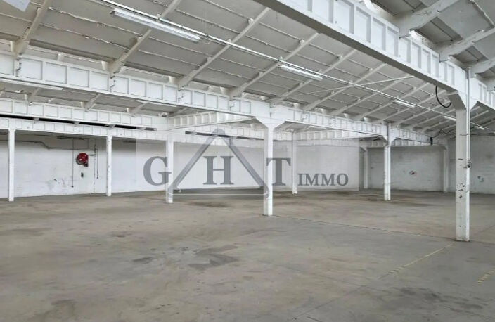 Local d'activités à vendre PANTIN 2200M2 — photo 4