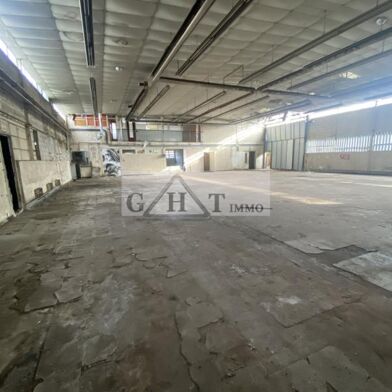 Local industriel  1500000 €
