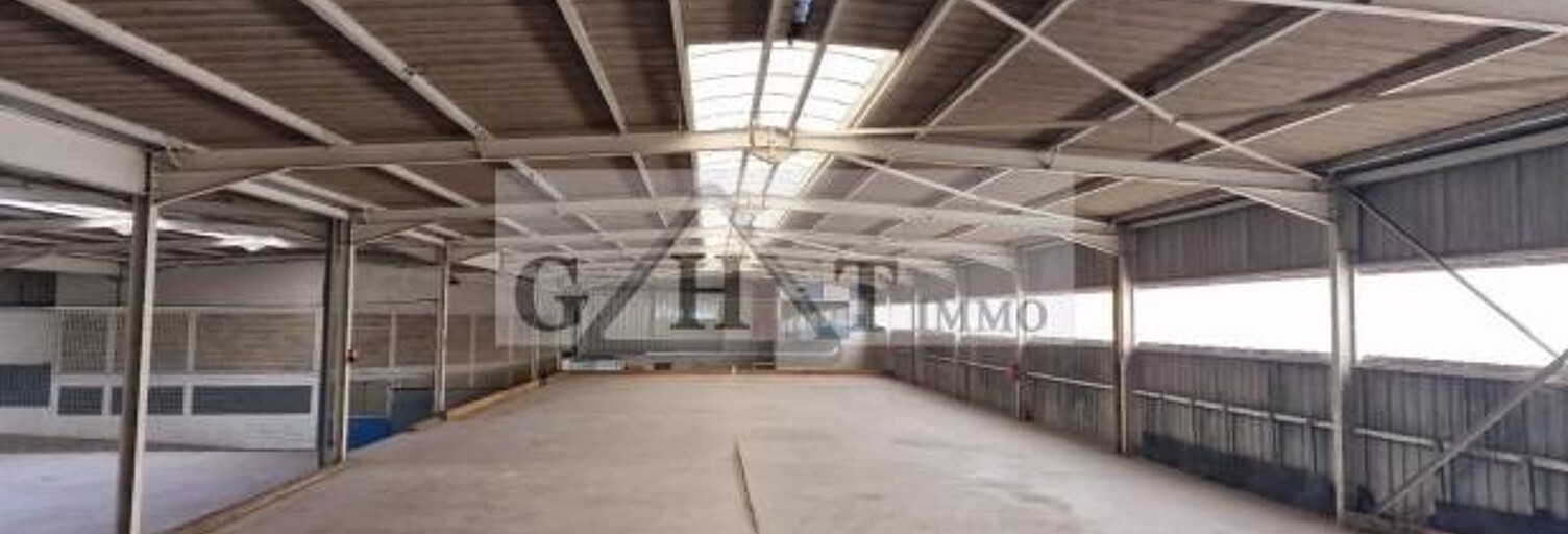 Local industriel  2205 m² à vendre à La Ville-du-Bois (91620)