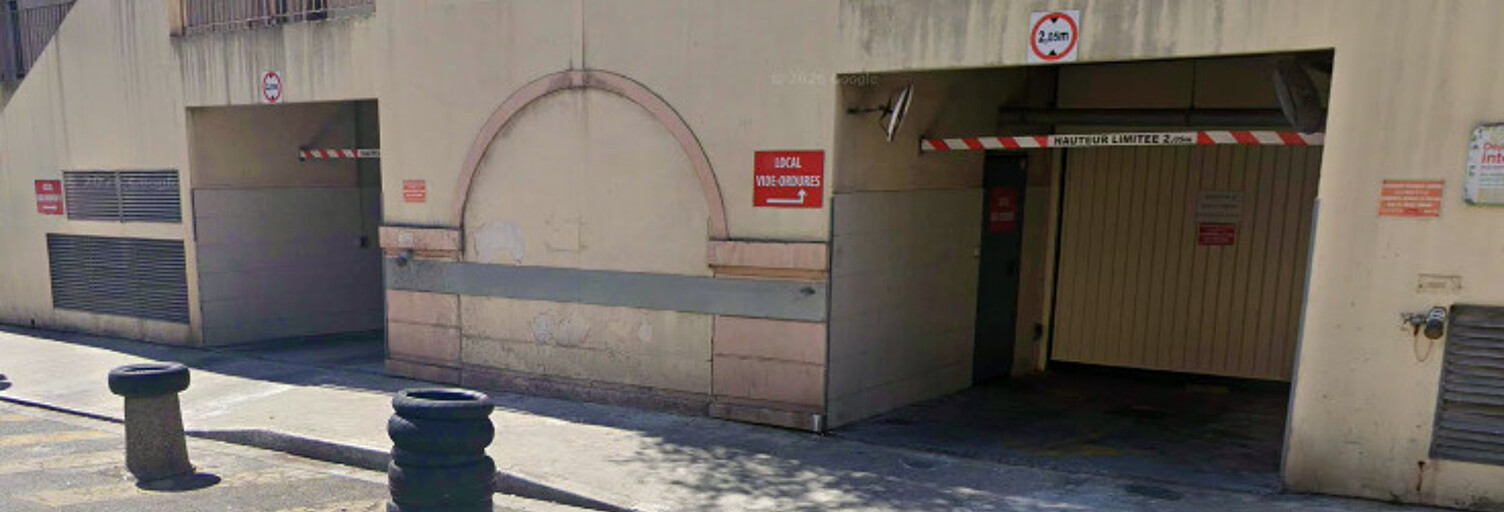 Commerce  12 m² à louer à Nice (06000)