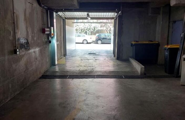 GARAGE A LOUER RDC + Sous-sol - 80€ + TVA — photo 3