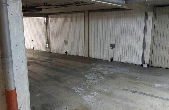 GARAGE A LOUER RDC + Sous-sol - 80€ + TVA — photo 4
