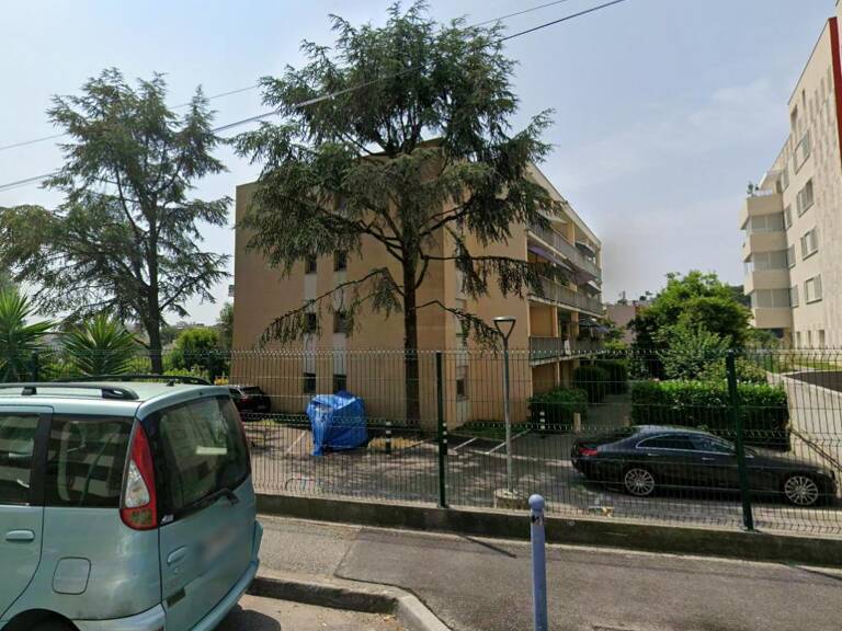 Place de parking plein air 55€ + TVA — photo 1
