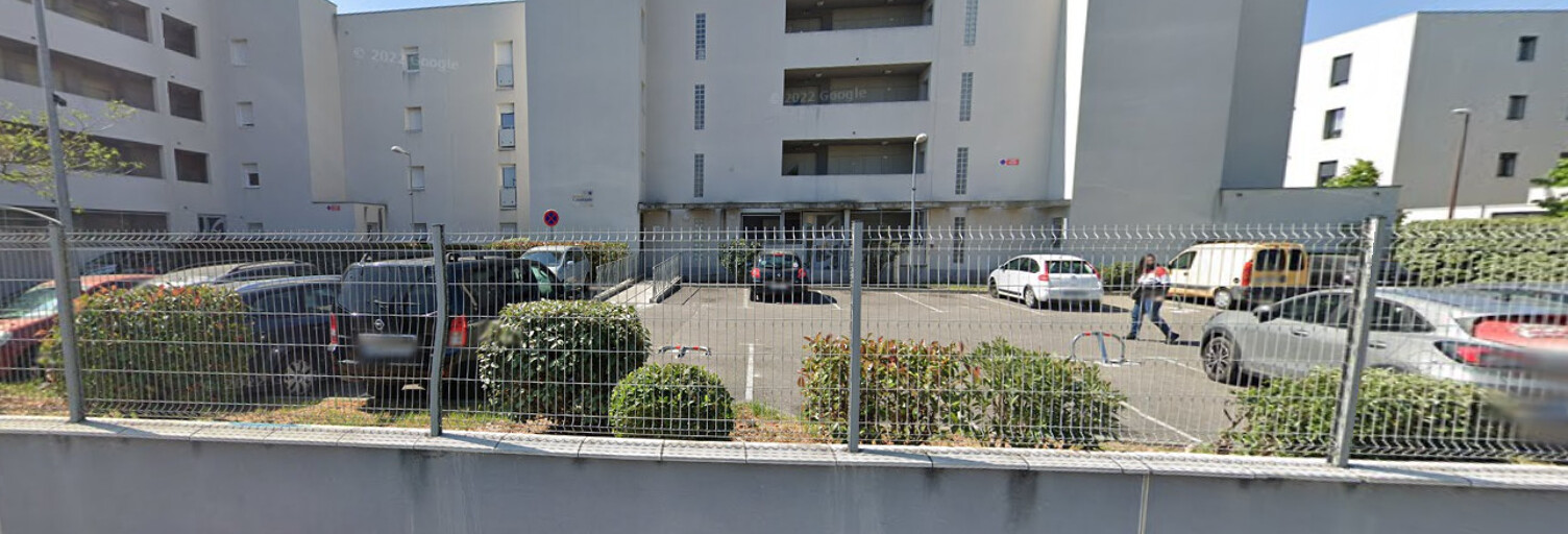 Garage  10 m² à louer à Avignon (84000)