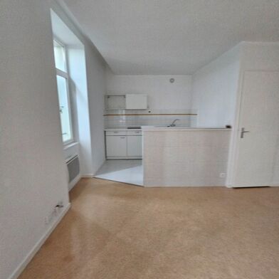 Appartement 1 pièces 370 €