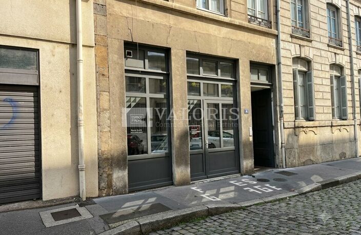 LOCAL COMMERCIAL à LOUER — photo 2