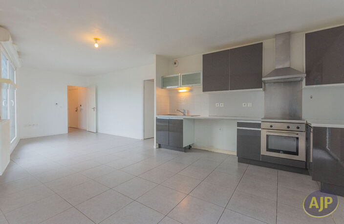 Appartement Bordeaux 3 pièce(s) 64.33 m2 — photo 2