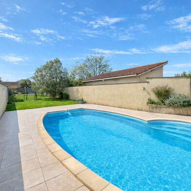 Maison 7 pièces 299500 €