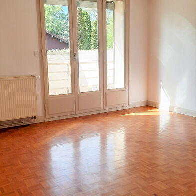 Appartement 4 pièces 149000 €