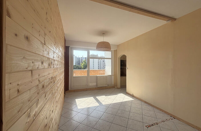 Appartement Cognin T5 — photo 4