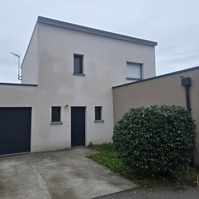 Maison 5 pièces 379600 €